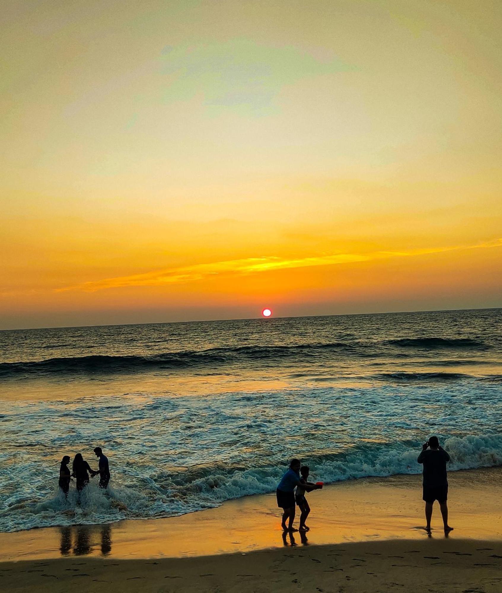 Popple Beach House Varkala Exteriör bild